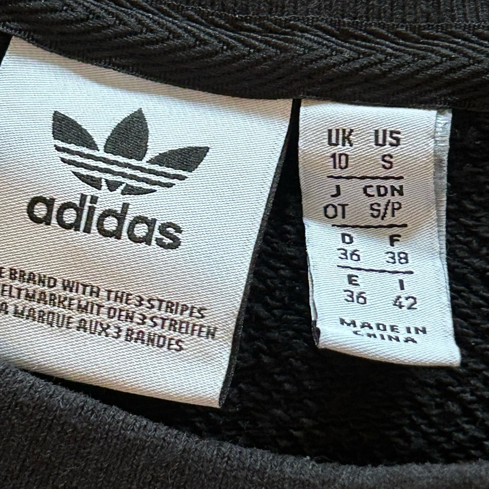 adidas Black Cropped Sweatshirt and Leggings Set with Pastel Logo - Picture 10 of 13